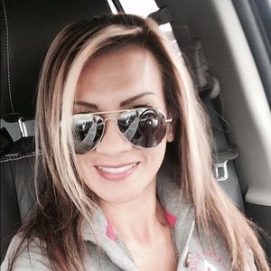 Meet your Posher, Arlene